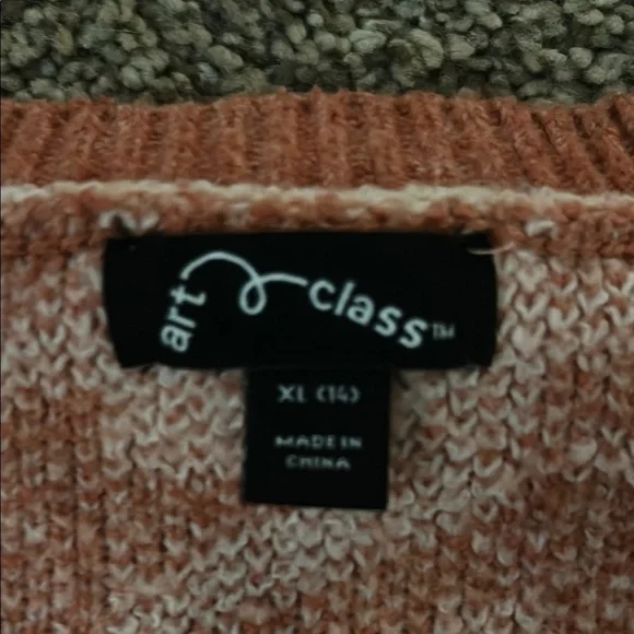 Women's Houndstooth Cardigan Sweater - Rust and Cream - Picture 3 of 7